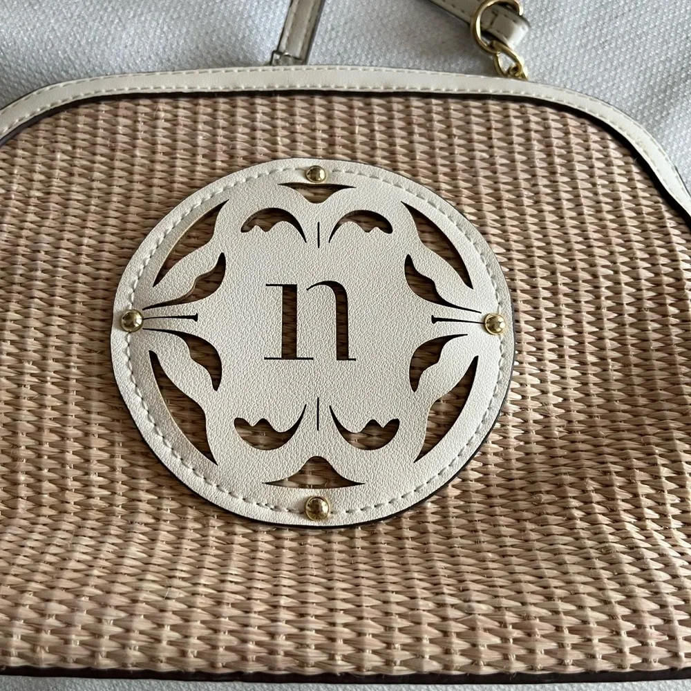 Nanette Lepore faux straw crossbody bag. - Picture 2 of 8
